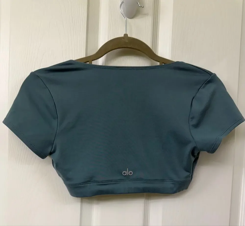 Alo Yoga Airbrush Figure Short Sleeve Bra Top Retail $68 Small teal blue green